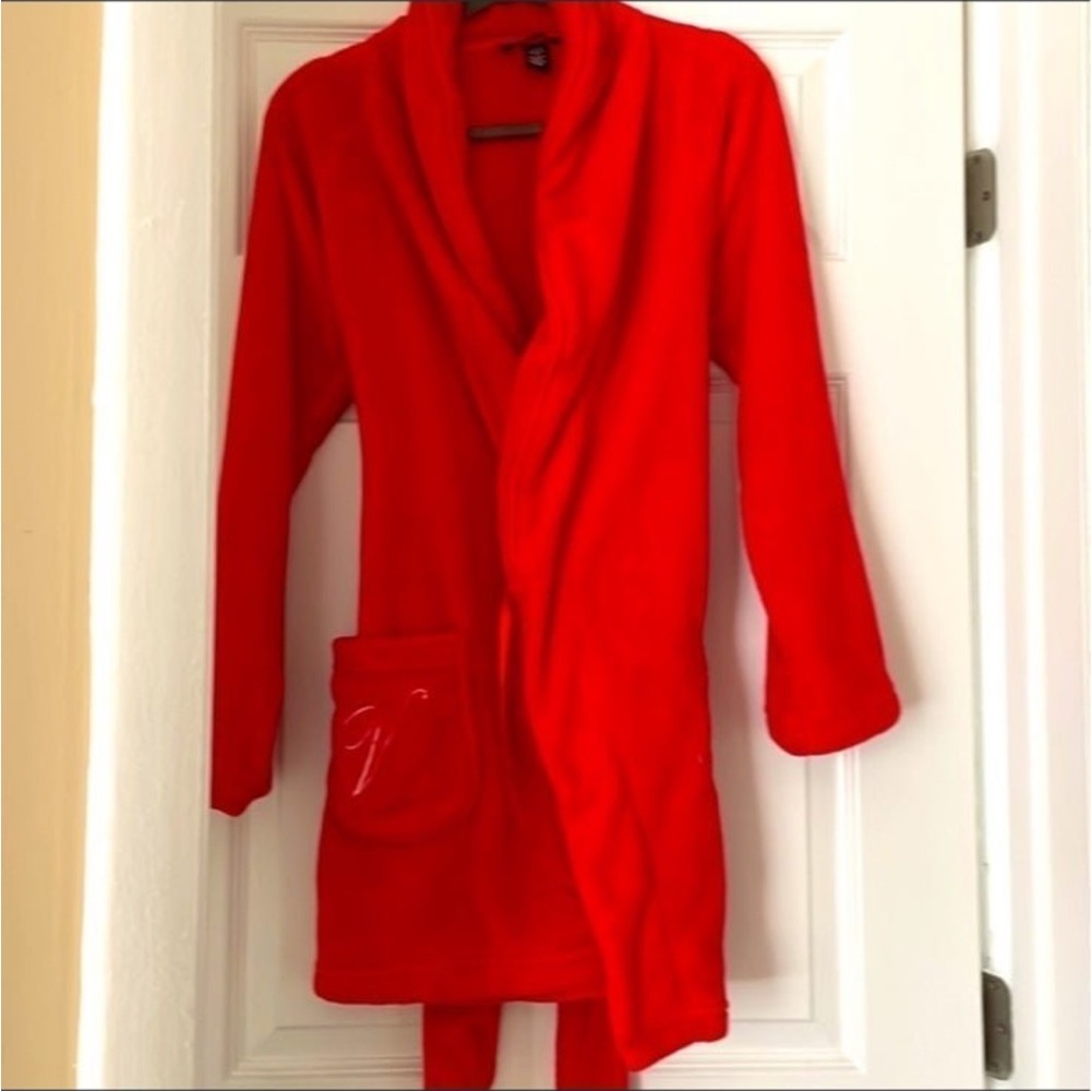 VICTORIA SECRET Red Soft Fluffy fleece wrap bathrobe.